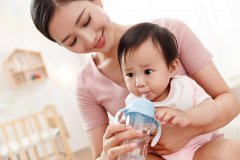 美国做试管婴儿生彩虹宝宝费用分析，自卵自怀仅20万起