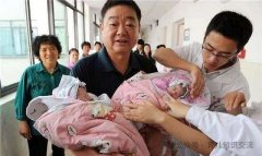 盛海琳61岁失独，拼死生下双胞胎，现丈夫离世，女儿哭着想爸爸
